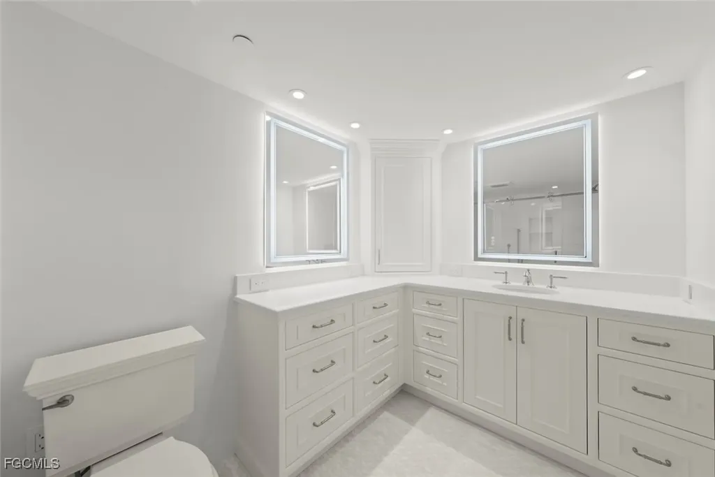 3127 W Gulf Drive Sanibel FL 33957