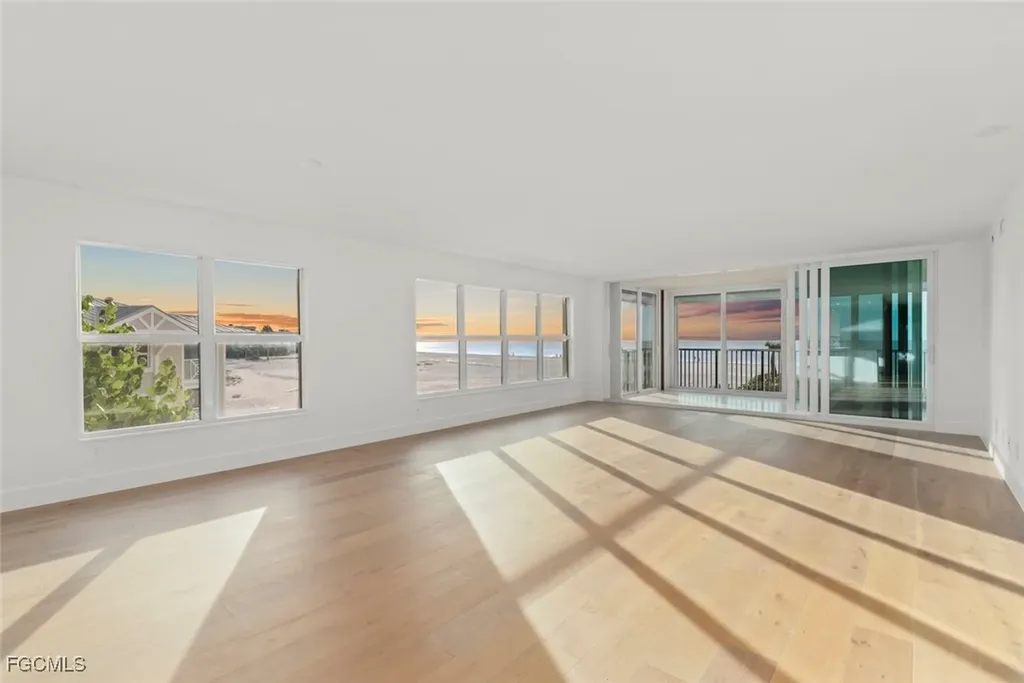 3127 W Gulf Drive Sanibel FL 33957