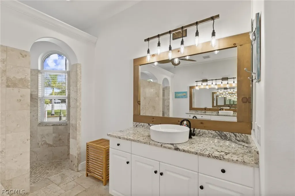 2114 SW 29th Terrace Cape Coral FL 33914