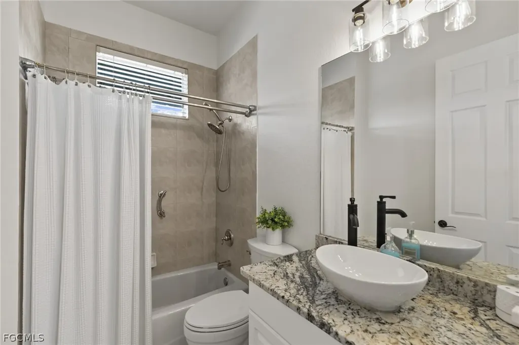 2114 SW 29th Terrace Cape Coral FL 33914