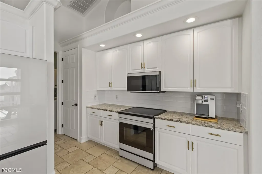 2114 SW 29th Terrace Cape Coral FL 33914