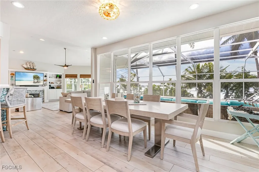 12201 Shoreview Drive Matlacha FL 33993
