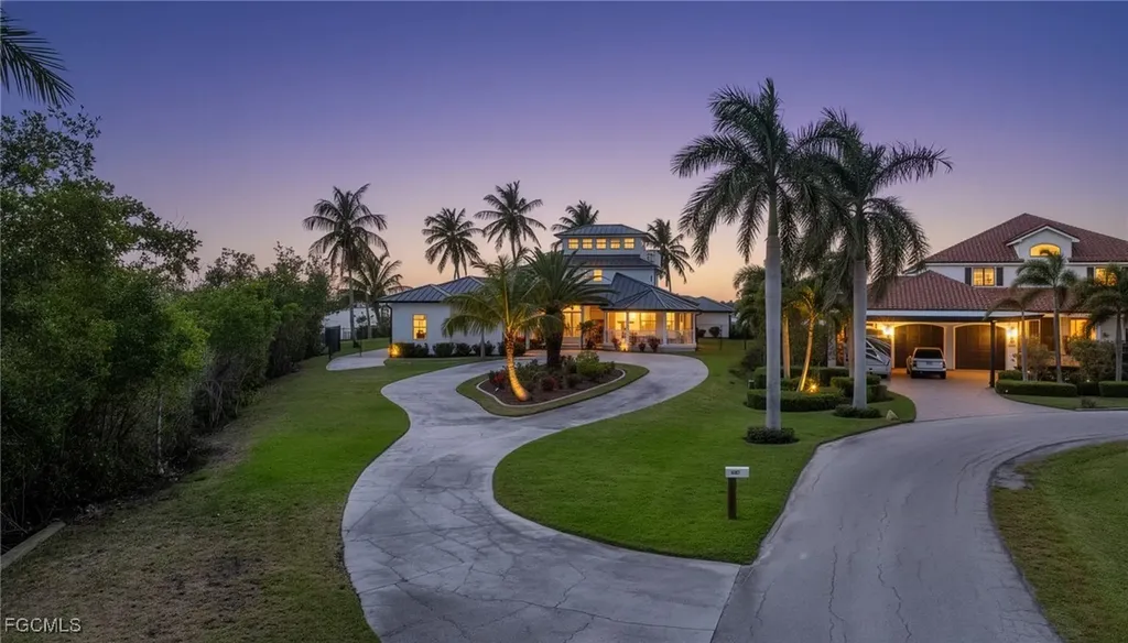 12201 Shoreview Drive Matlacha FL 33993