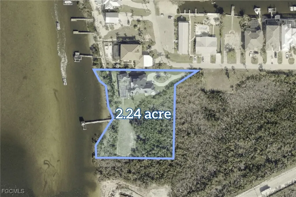 12201 Shoreview Drive Matlacha FL 33993