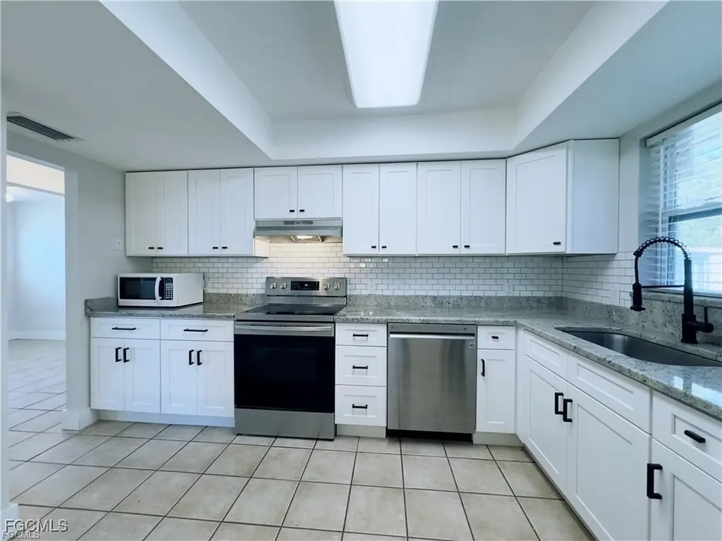 27111 Lavinka Street Bonita Springs FL 34135