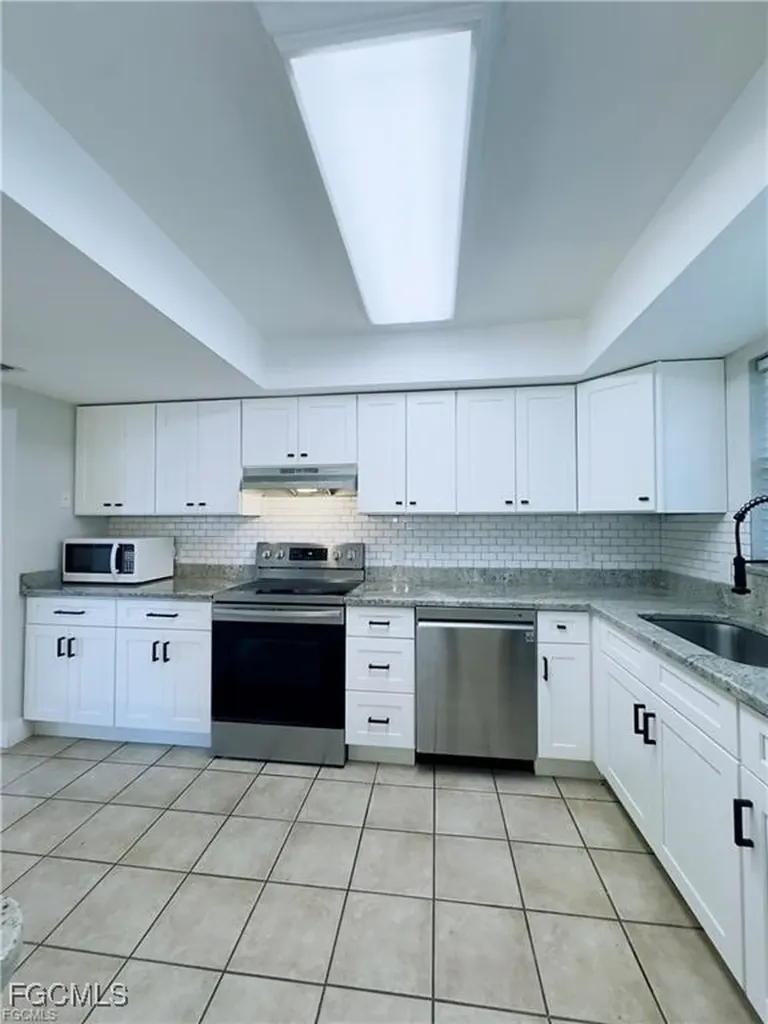 27111 Lavinka Street Bonita Springs FL 34135