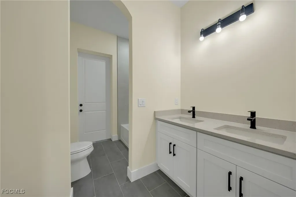 3405 NW 8th Terrace Cape Coral FL 33993