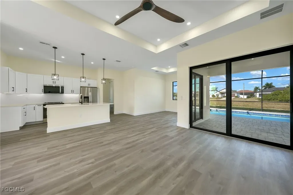 3405 NW 8th Terrace Cape Coral FL 33993