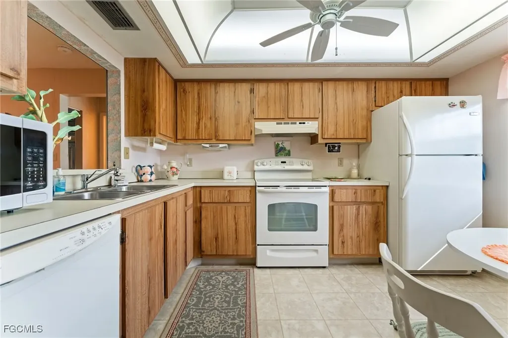 7086 Nantucket Circle North Fort Myers FL 33917