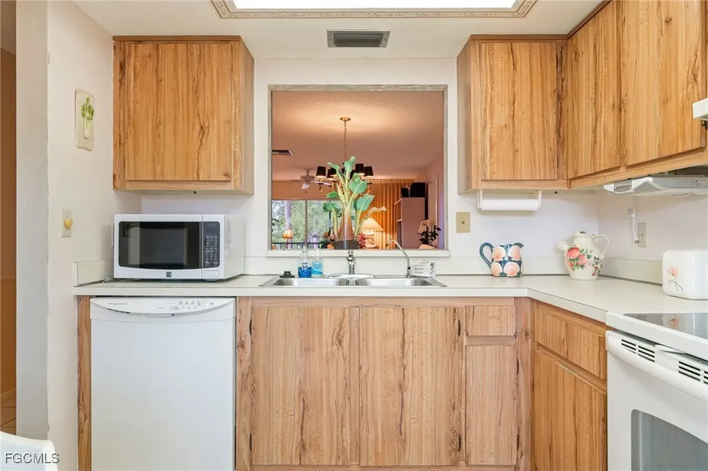 7086 Nantucket Circle North Fort Myers FL 33917