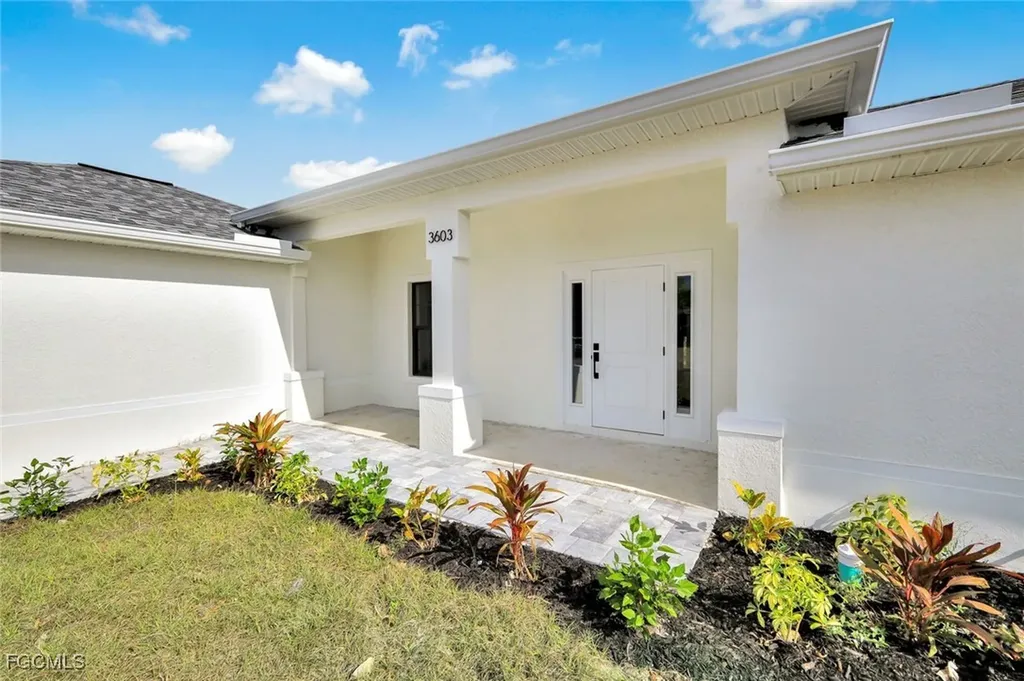 3603 NE 9th Avenue Cape Coral FL 33909