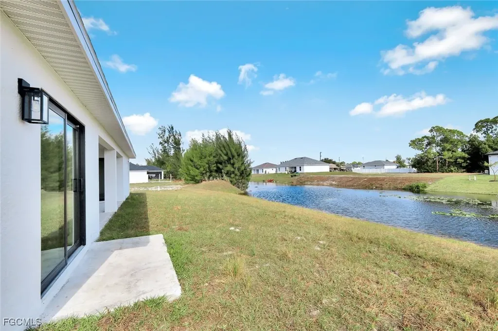 3603 NE 9th Avenue Cape Coral FL 33909