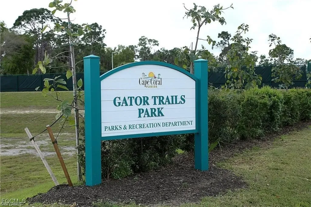 3603 NE 9th Avenue Cape Coral FL 33909