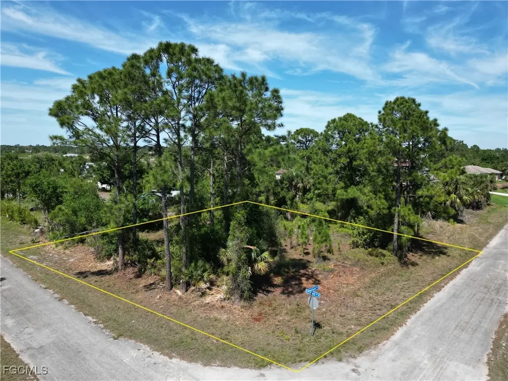 920 Mayfield Avenue S Lehigh Acres FL 33974