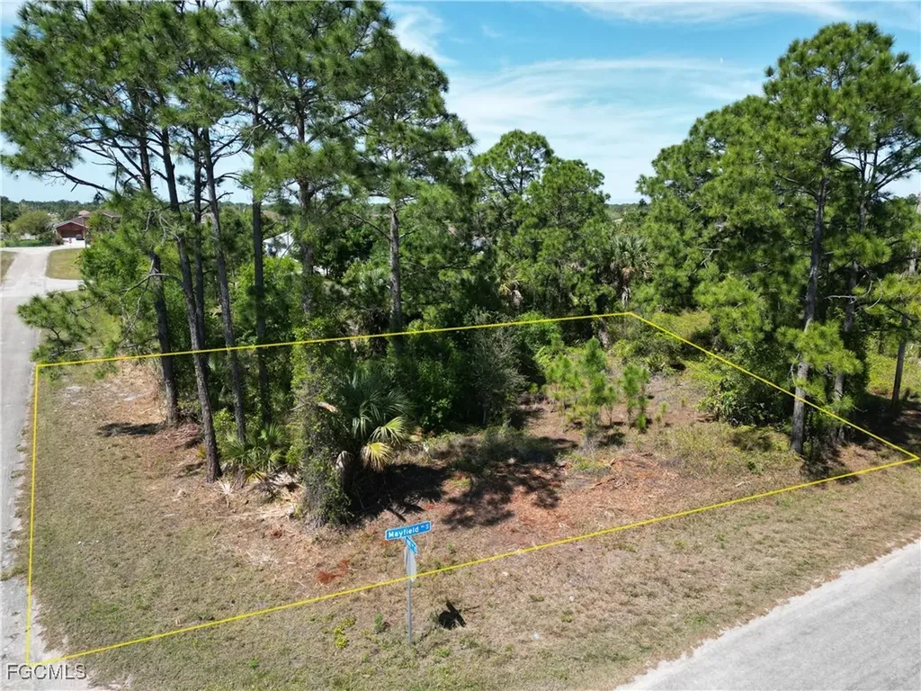 920 Mayfield Avenue S Lehigh Acres FL 33974