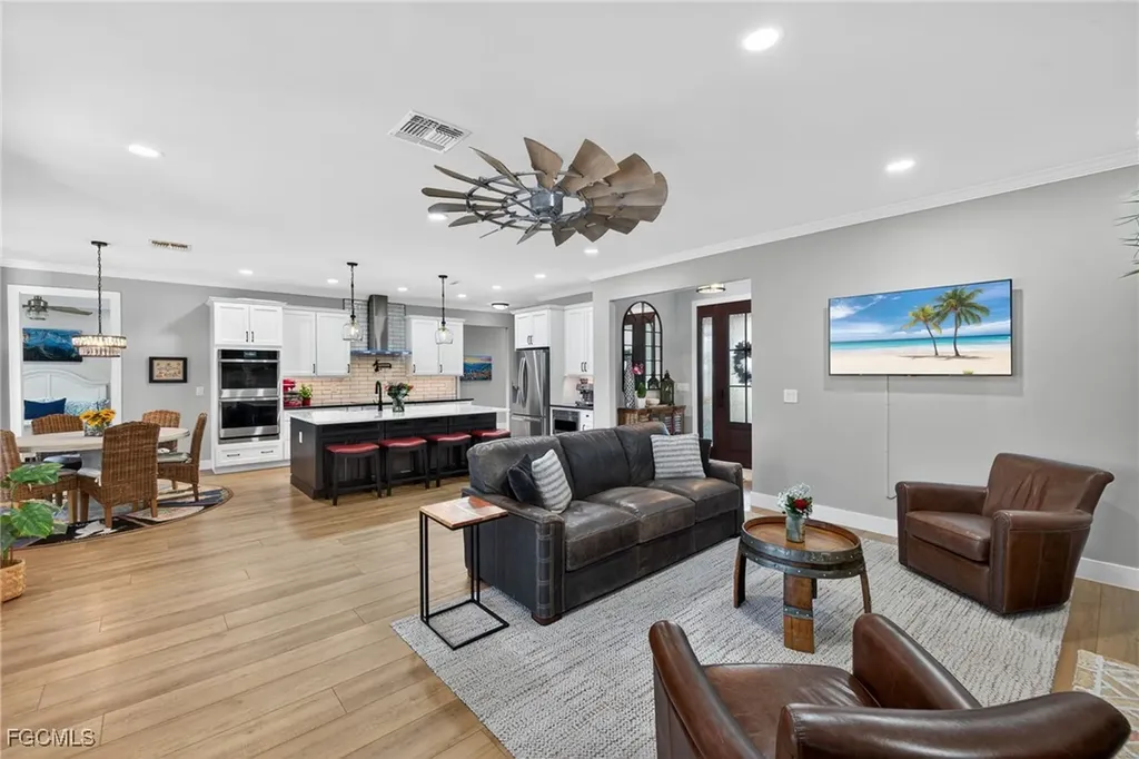 12351 Coconut Creek Court Fort Myers FL 33908