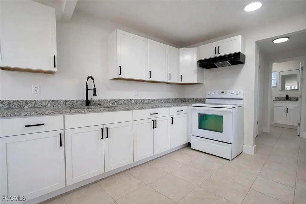 704 Karlov Street Fort Myers FL 33916