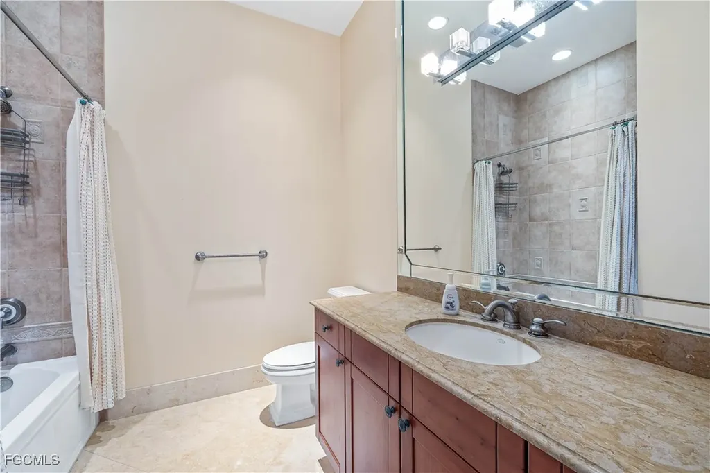 14270 Royal Harbour Court Fort Myers FL 33908