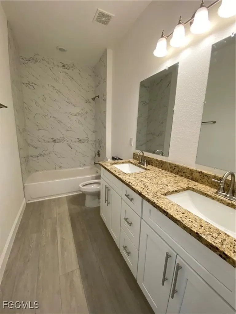 3423 SW 6th Place Cape Coral FL 33914