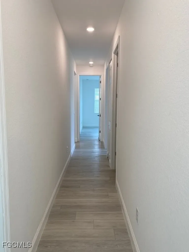 3423 SW 6th Place Cape Coral FL 33914