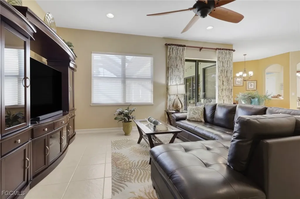 12525 Fairmont Drive Fort Myers FL 33913