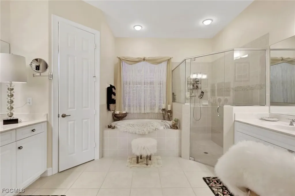 12525 Fairmont Drive Fort Myers FL 33913