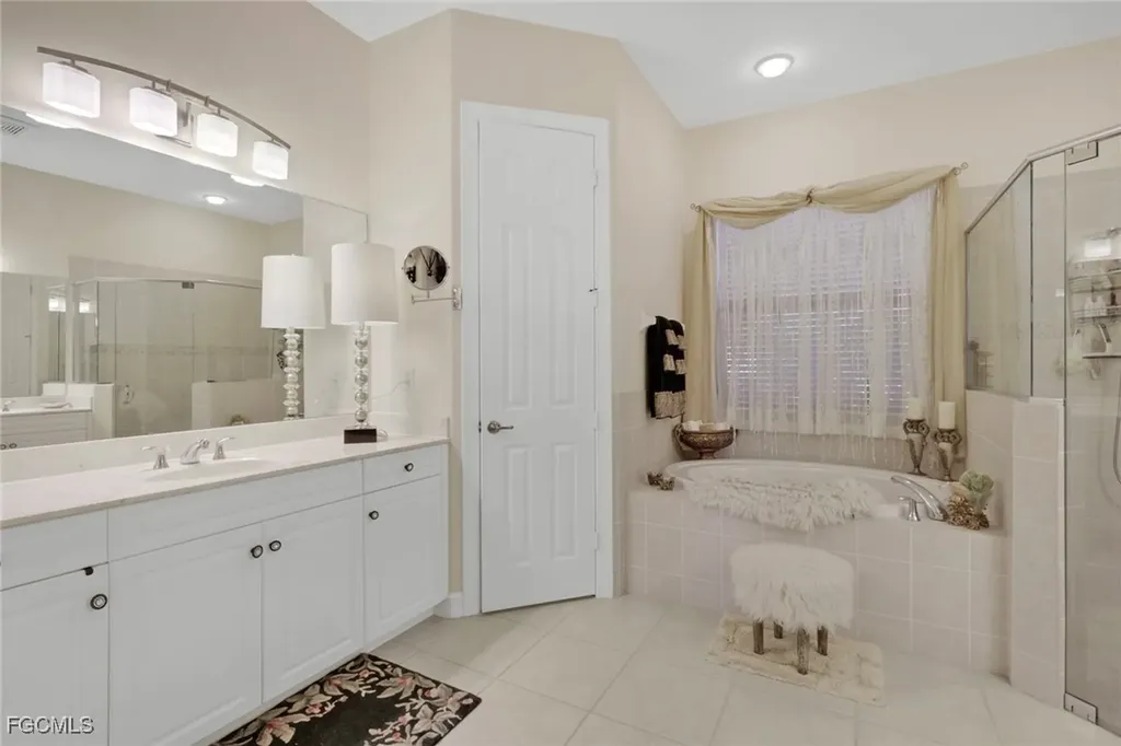 12525 Fairmont Drive Fort Myers FL 33913