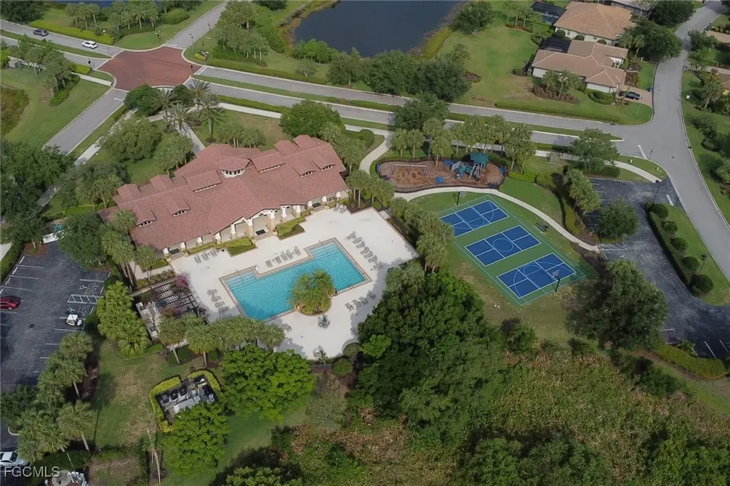 12525 Fairmont Drive Fort Myers FL 33913
