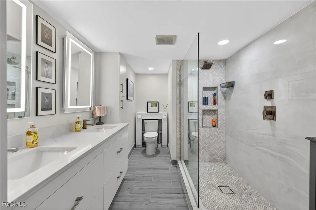 4711 S Landings Drive Fort Myers FL 33919