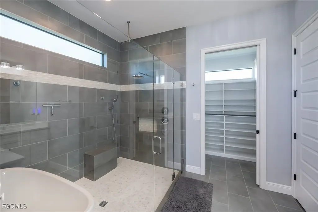 2818 Old Burnt Store Road N Cape Coral FL 33993