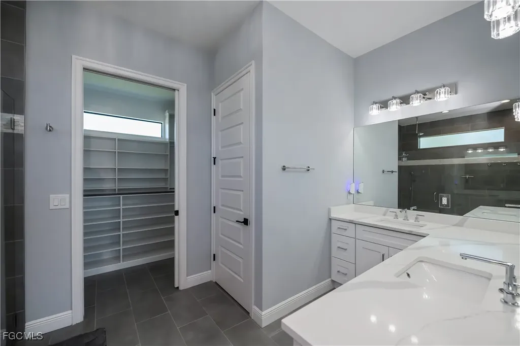 2818 Old Burnt Store Road N Cape Coral FL 33993