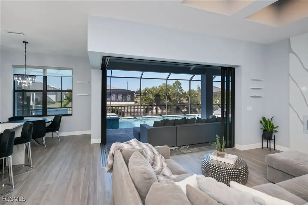 2818 Old Burnt Store Road N Cape Coral FL 33993