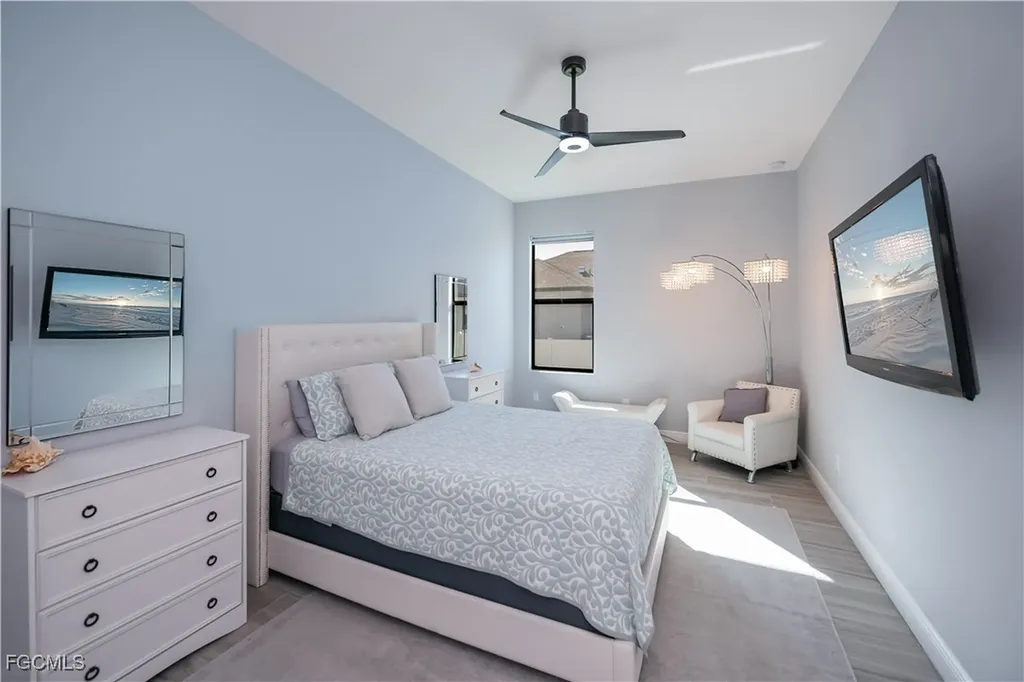 2818 Old Burnt Store Road N Cape Coral FL 33993