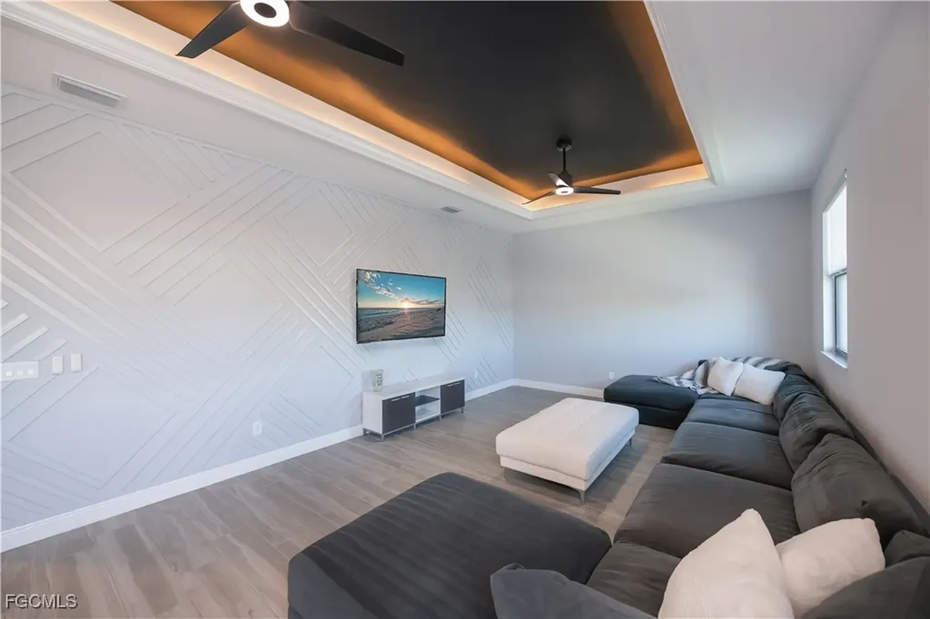 2818 Old Burnt Store Road N Cape Coral FL 33993