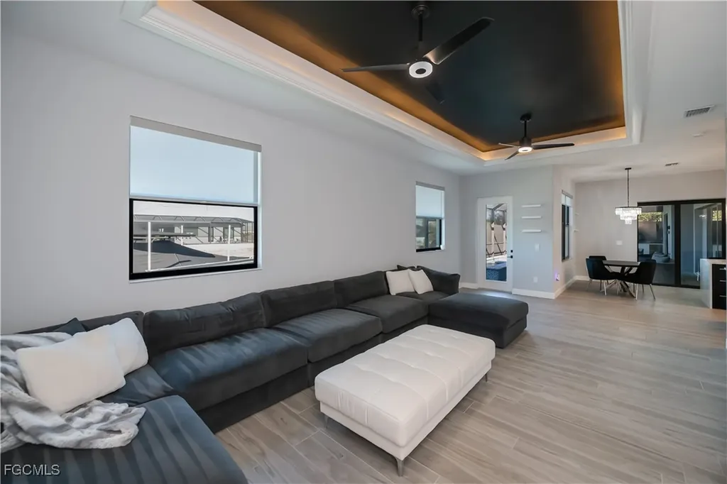 2818 Old Burnt Store Road N Cape Coral FL 33993