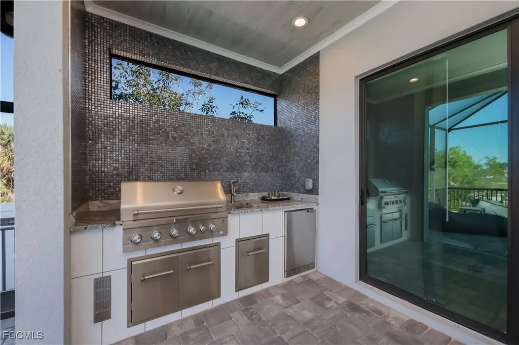 2818 Old Burnt Store Road N Cape Coral FL 33993