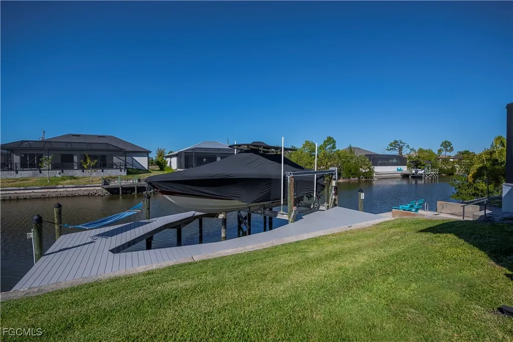 2818 Old Burnt Store Road N Cape Coral FL 33993