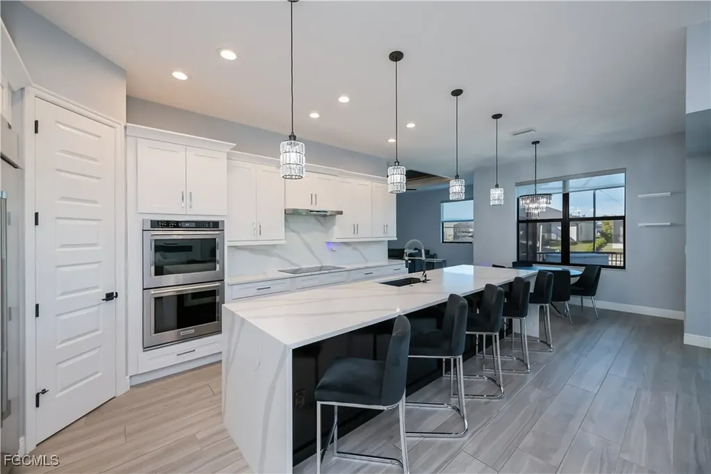 2818 Old Burnt Store Road N Cape Coral FL 33993