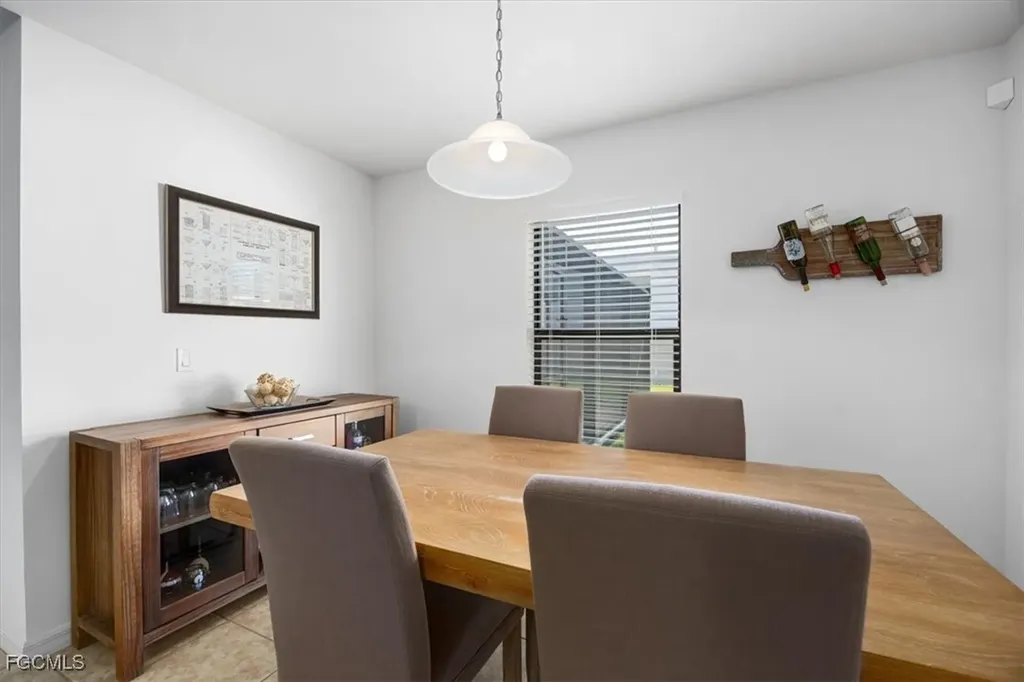 3818 SW 15th Place Cape Coral FL 33914