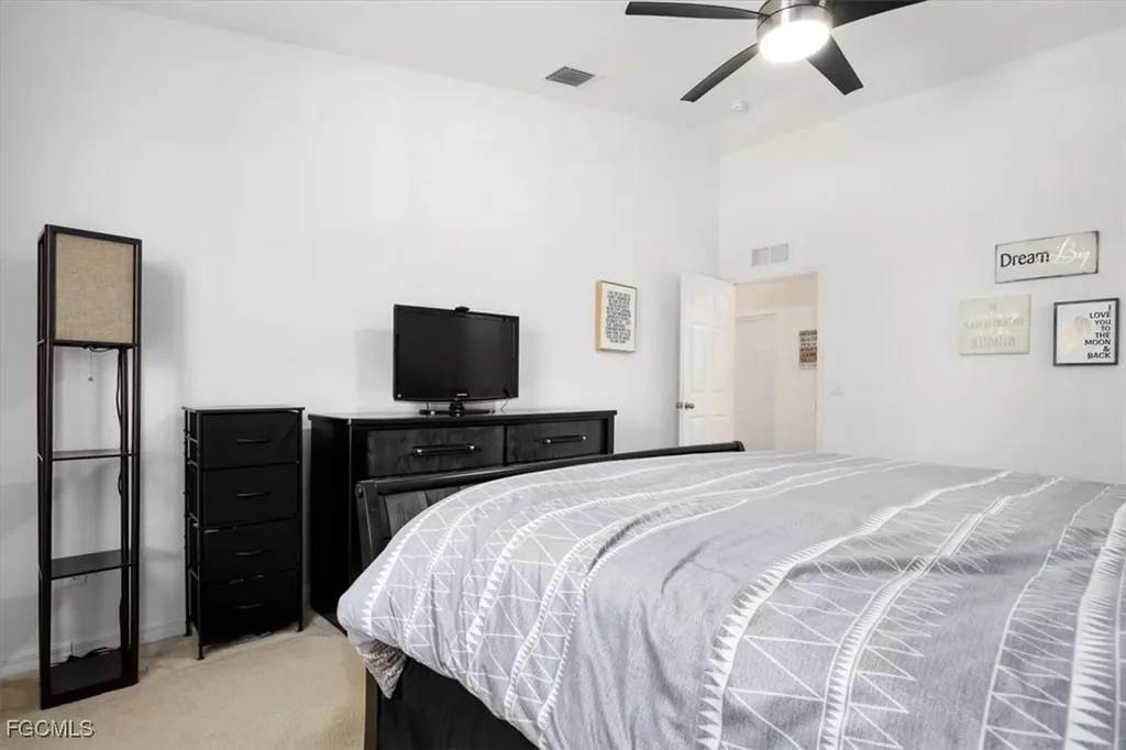 3818 SW 15th Place Cape Coral FL 33914