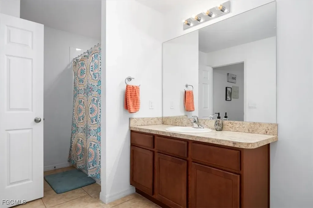 3818 SW 15th Place Cape Coral FL 33914