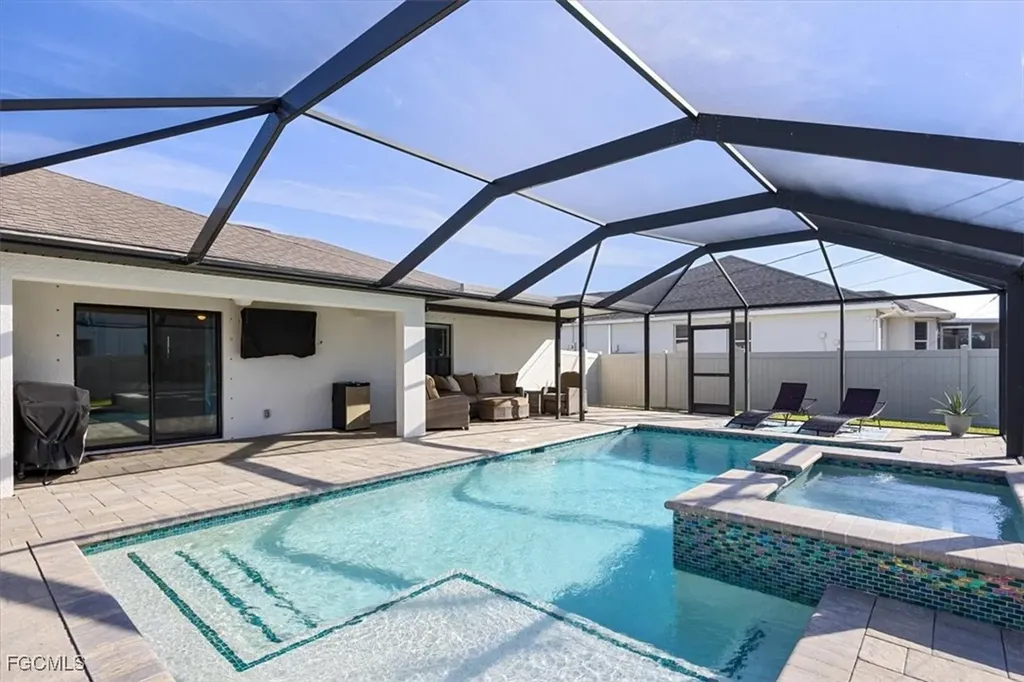 3818 SW 15th Place Cape Coral FL 33914