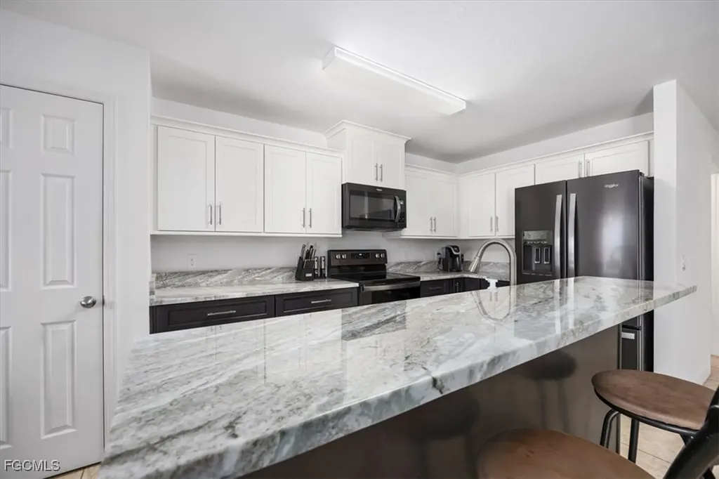 3818 SW 15th Place Cape Coral FL 33914