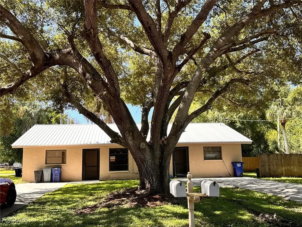 16363 Teresa Lane North Fort Myers FL 33917