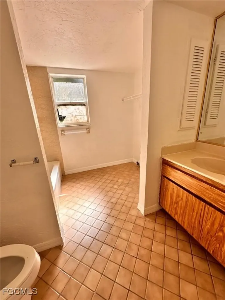16363 Teresa Lane North Fort Myers FL 33917