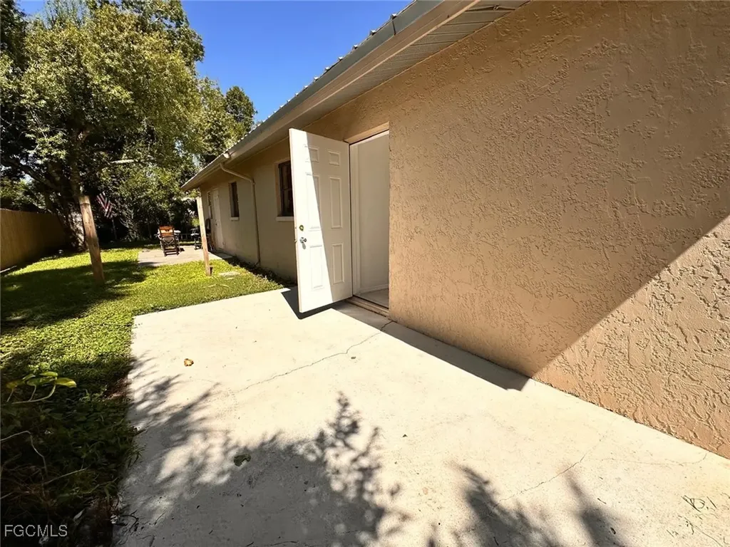16363 Teresa Lane North Fort Myers FL 33917