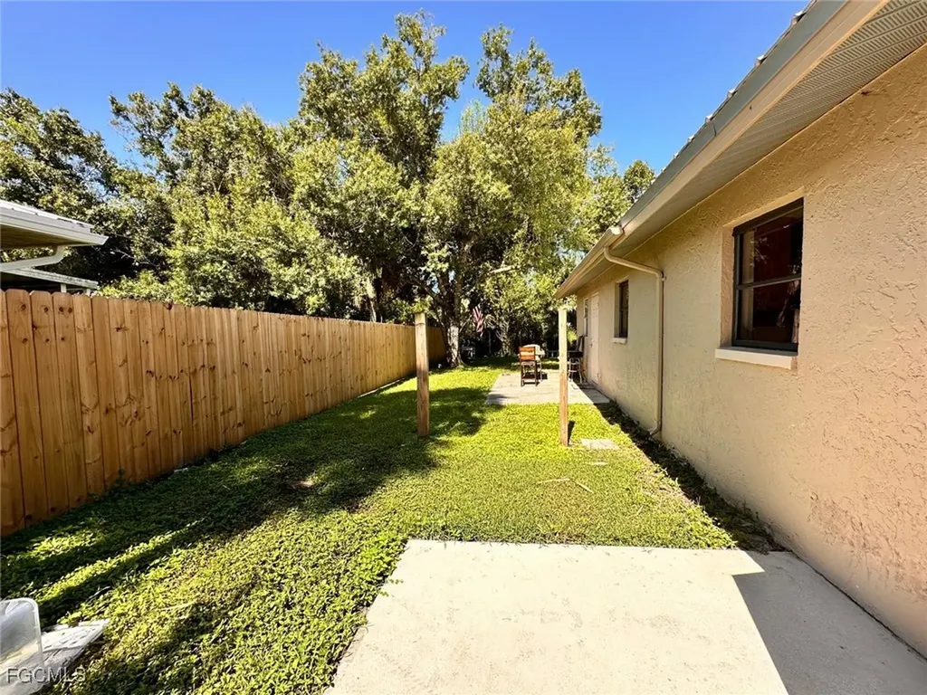 16363 Teresa Lane North Fort Myers FL 33917