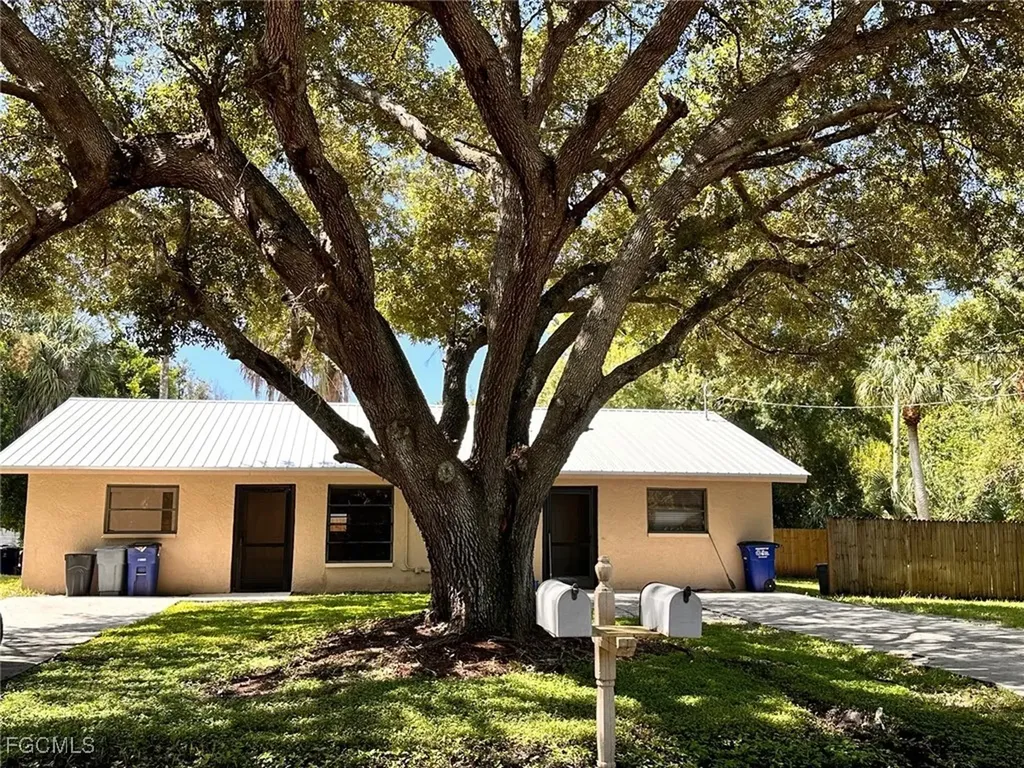 16363 Teresa Lane North Fort Myers FL 33917