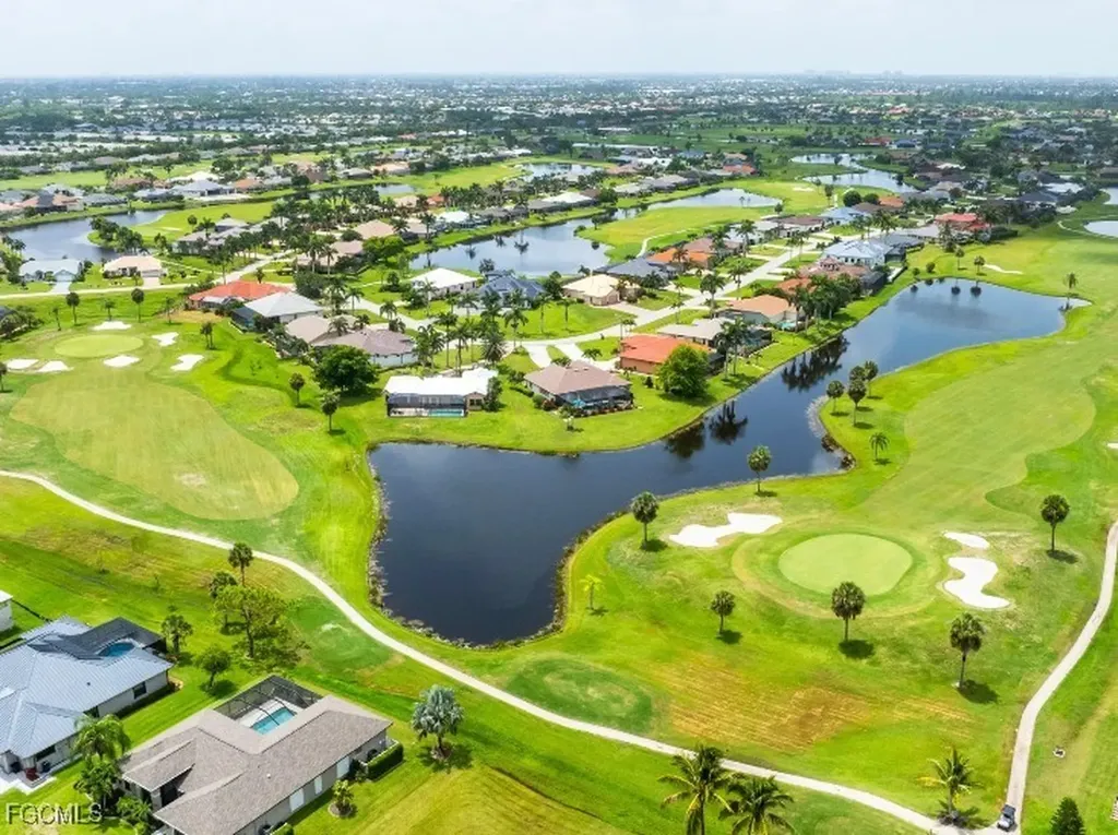 10532 Fountain Palm Circle Bokeelia FL 33922