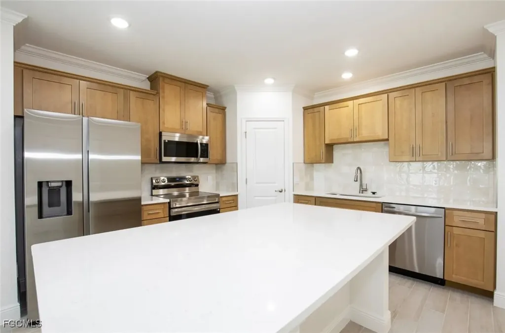 10532 Fountain Palm Circle Bokeelia FL 33922